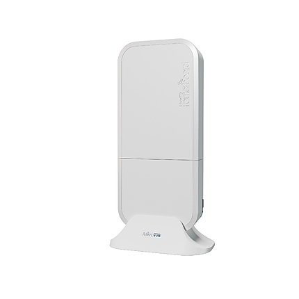 Безжичен Access Point MikroTik wAP ac RBwAPG-5HacD2HnD, 2 x 10/100/1000, 2.4 GHz (300Mpbs)/5GHz (867Mbps)