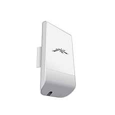 Точка за достъп Ubiquiti LocoM2, 2.4GHz, MIMO 8dBi, 1x10/100 Port, 150+ Mbps